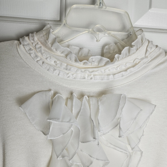 Lovestitch Women Ivory Ruffles Blouse Size Large - Picture 3 of 9